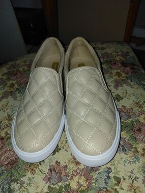 Nine West Quilted Slip-On Sneakers in Beige
